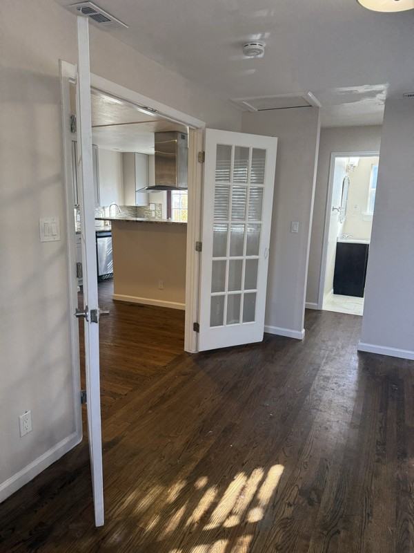 1920 Xanthia St - Photo 7 of 24