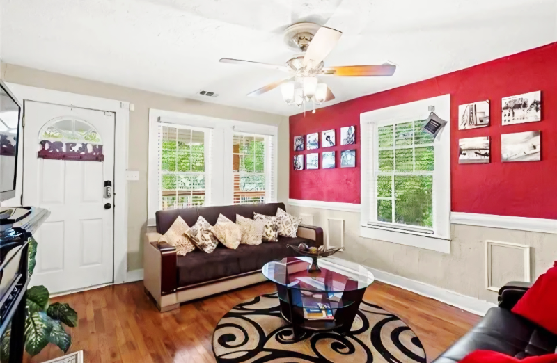 953 Garibaldi St Sw - Photo 5 of 20