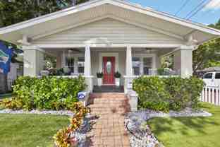 1017 12th Ave N - Photo 1 of 1