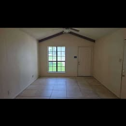 143 S Gosnell St #B - Photo 3 of 6