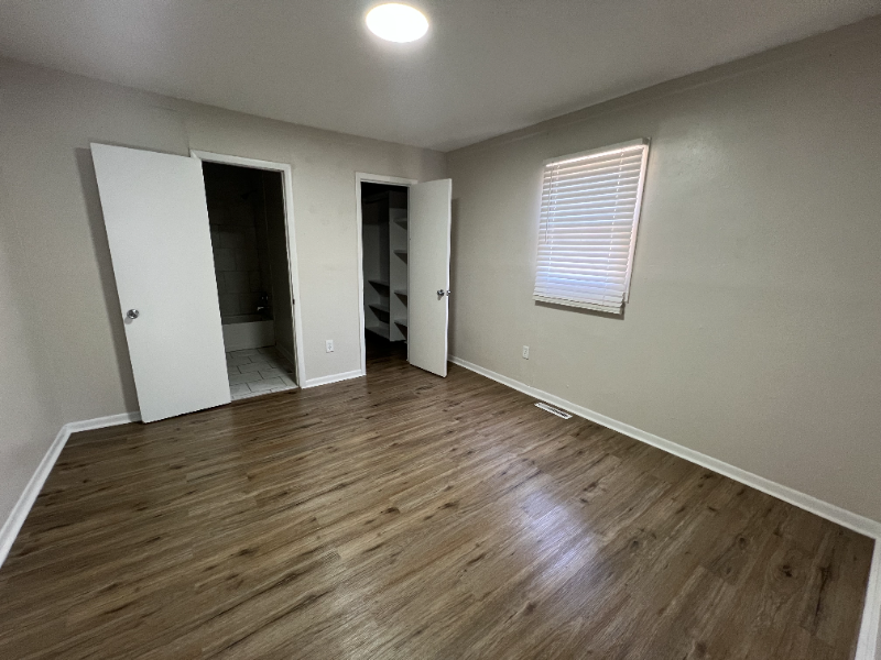 912 E Skinner St - Photo 5 of 16