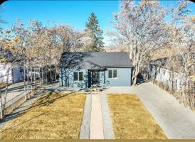 featured image of 1361 W Custer Pl