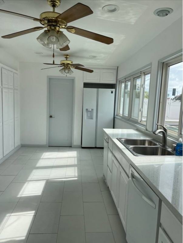 480 N State College Blvd - Photo 3 of 9