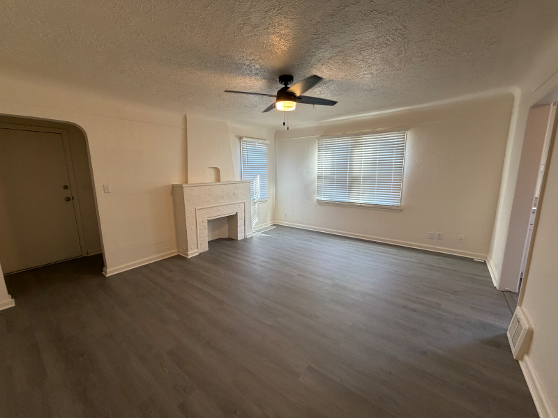 820 Central Avenue - Photo 3 of 10