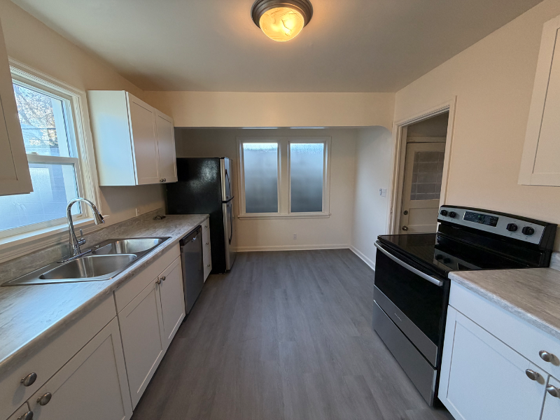 820 Central Avenue - Photo 5 of 10