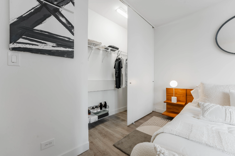 33 E Chestnut St - Photo 7 of 19