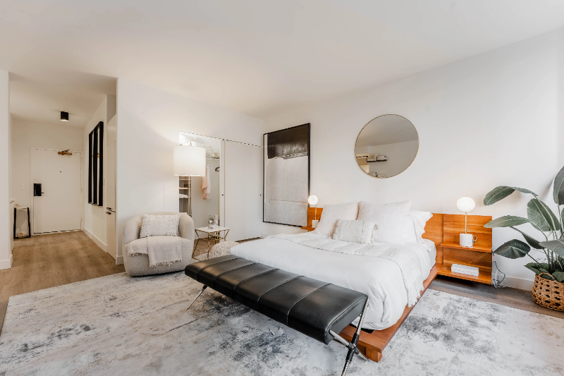 31 E Chestnut St - Photo 3 of 20