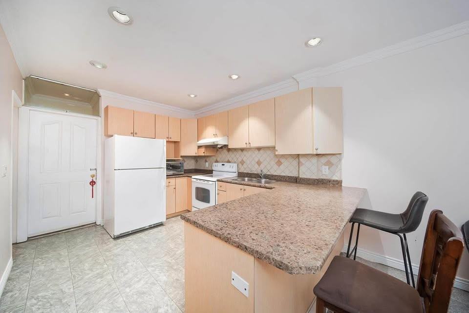 8030 11th Avenue - Photo 2 of 10