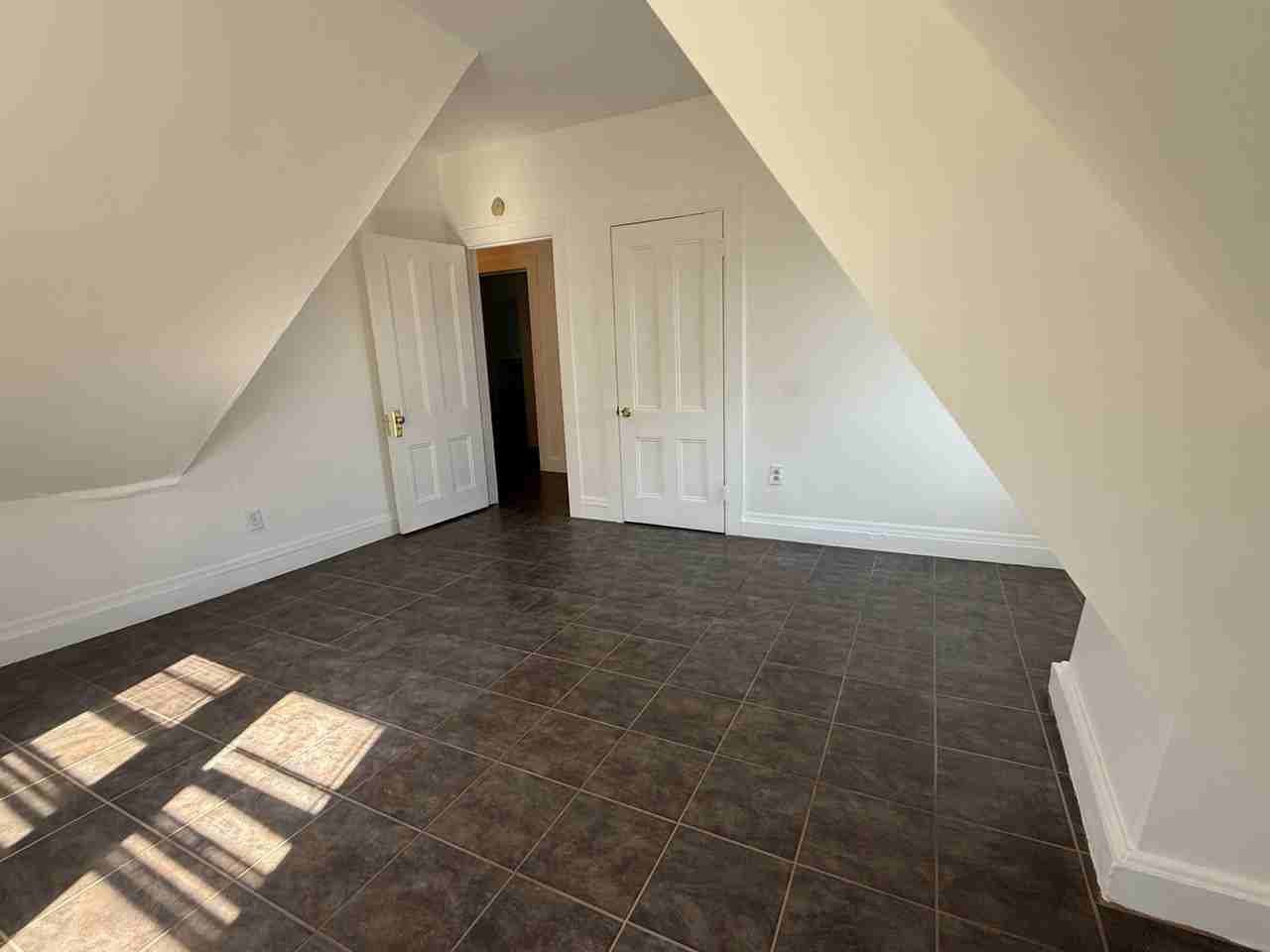 330 Franklin Place - Photo 2 of 3