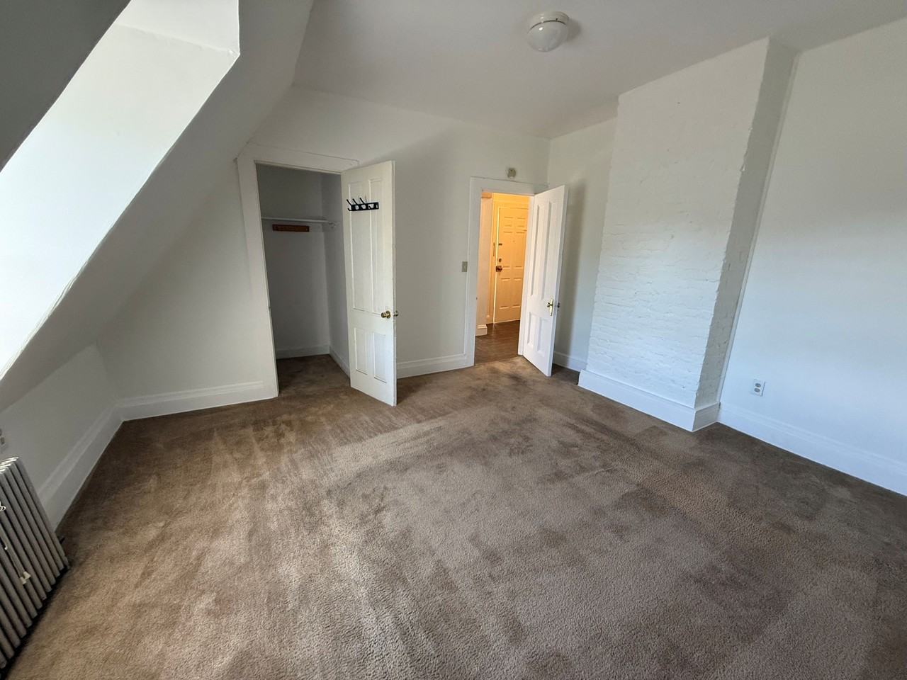 330 Franklin Place - Photo 3 of 3