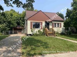 featured image of 1418 Blueberry Ln