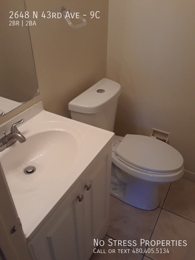 2648 N 43rd Ave #9C - Photo 4 of 9