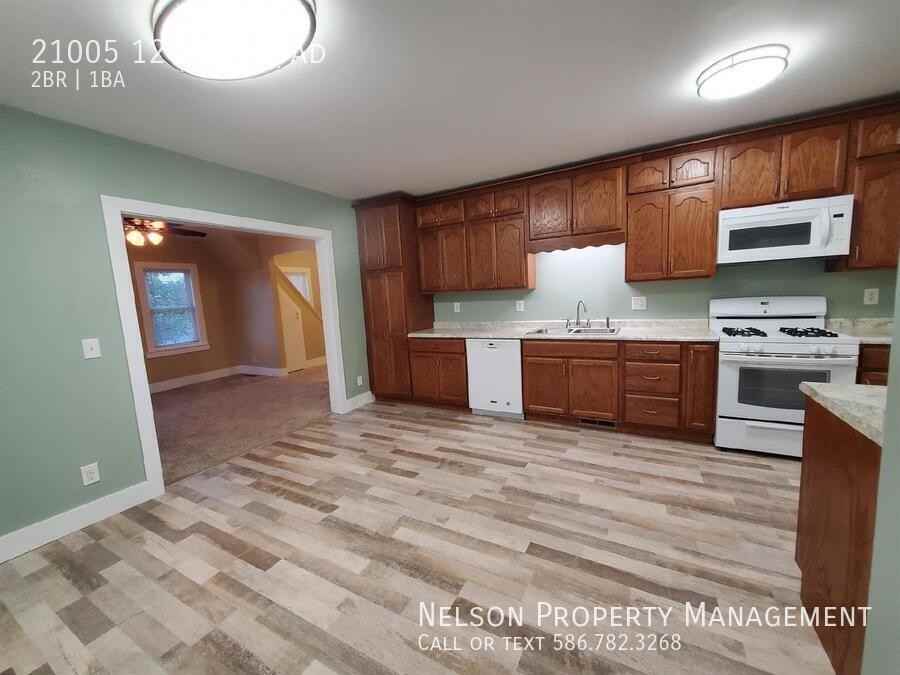 21005 E 12 Mile Rd - Photo 3 of 19