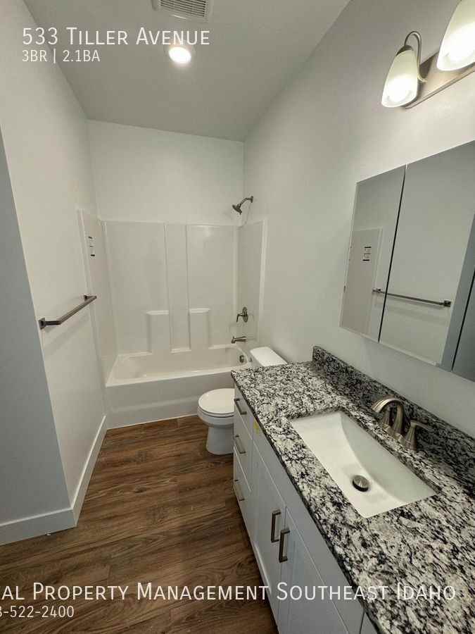 533 Tiller Ave - Photo 7 of 22