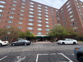 featured image of 11820 Edgewater Dr #115