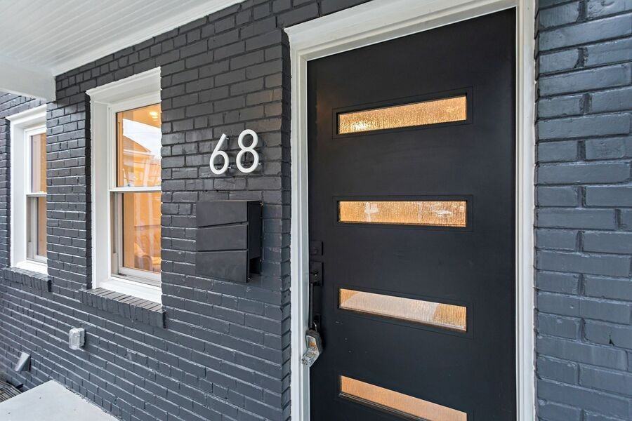 68 Farragut Place Northwest - Photo 3 of 39