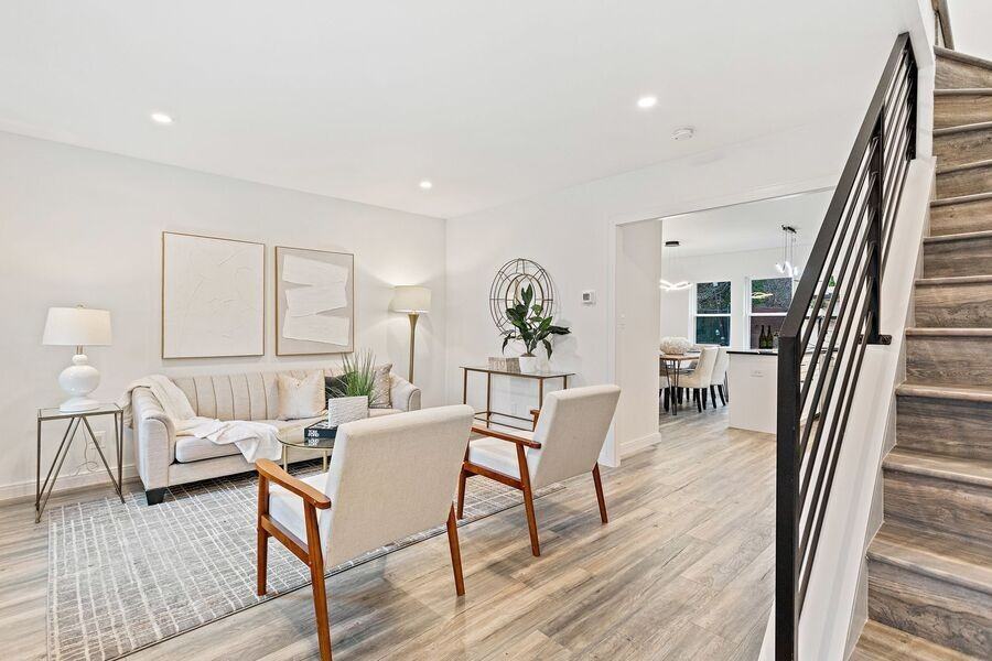 68 Farragut Place Northwest - Photo 5 of 39