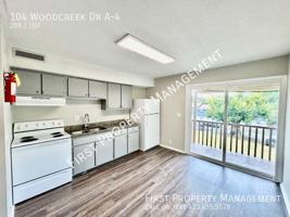 featured image of 104 Woodcreek Dr