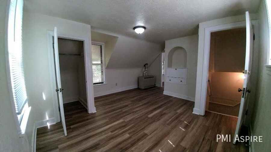 1118 North Cleveland Avenue - Photo 6 of 10