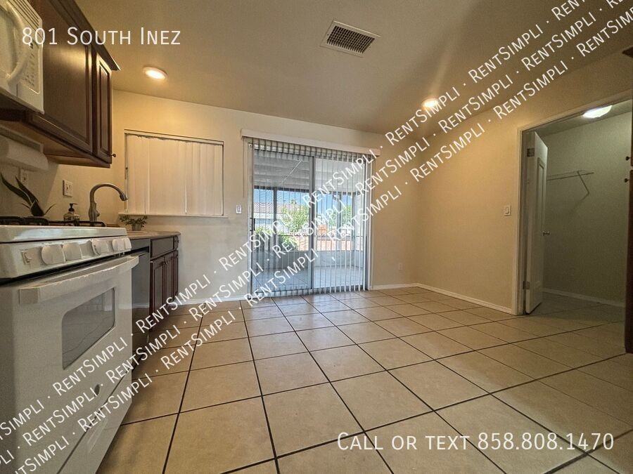 801 S Inez St - Photo 6 of 21