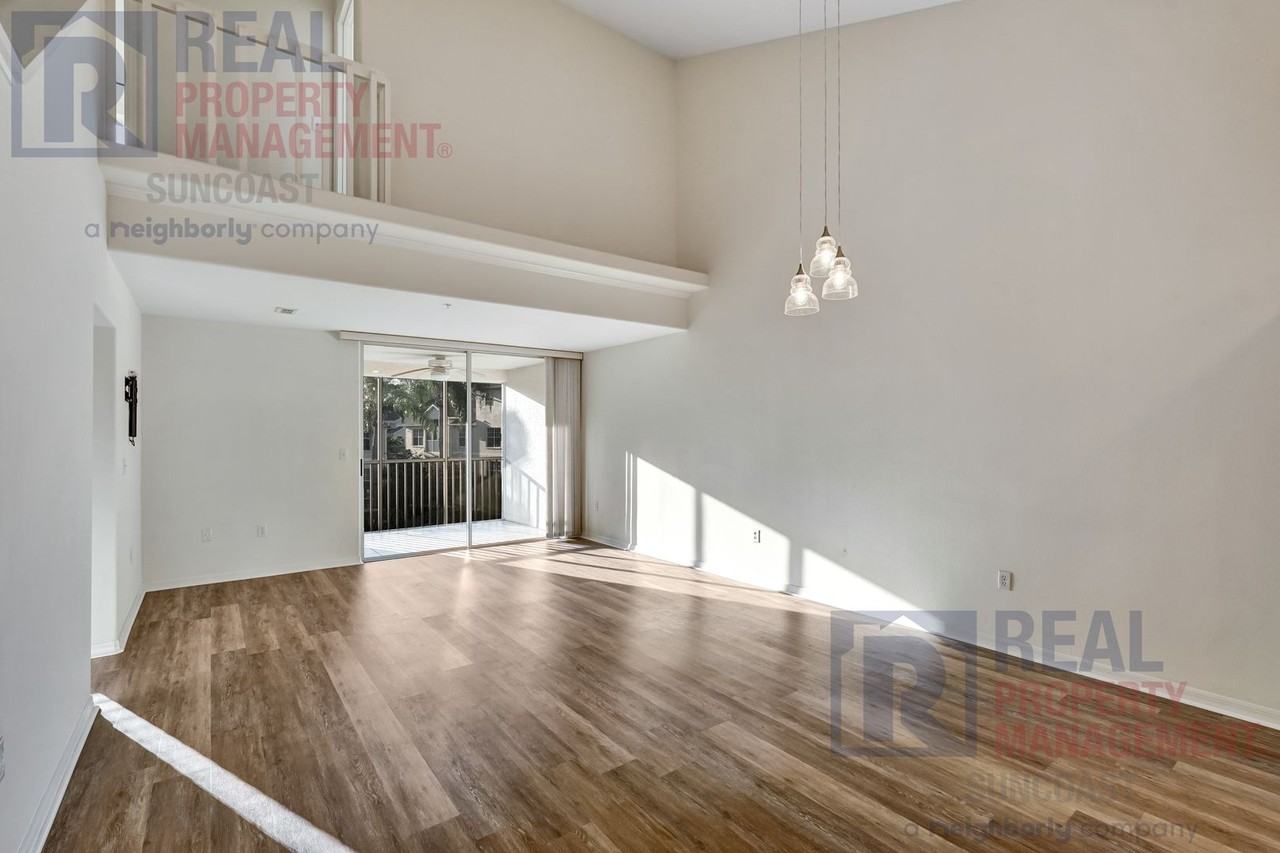 4220 Players Pl #2221 - Photo 3 of 32