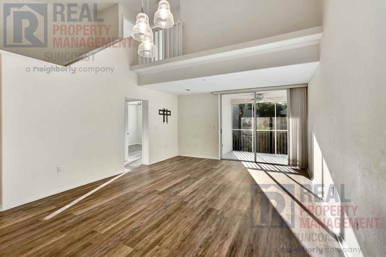 4220 Players Pl #2221 - Photo 5 of 32