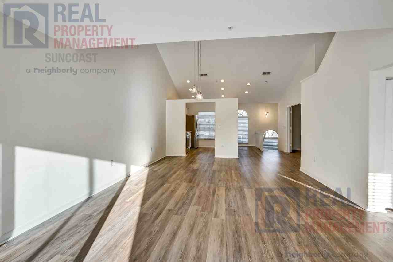 4220 Players Pl #2221 - Photo 7 of 32