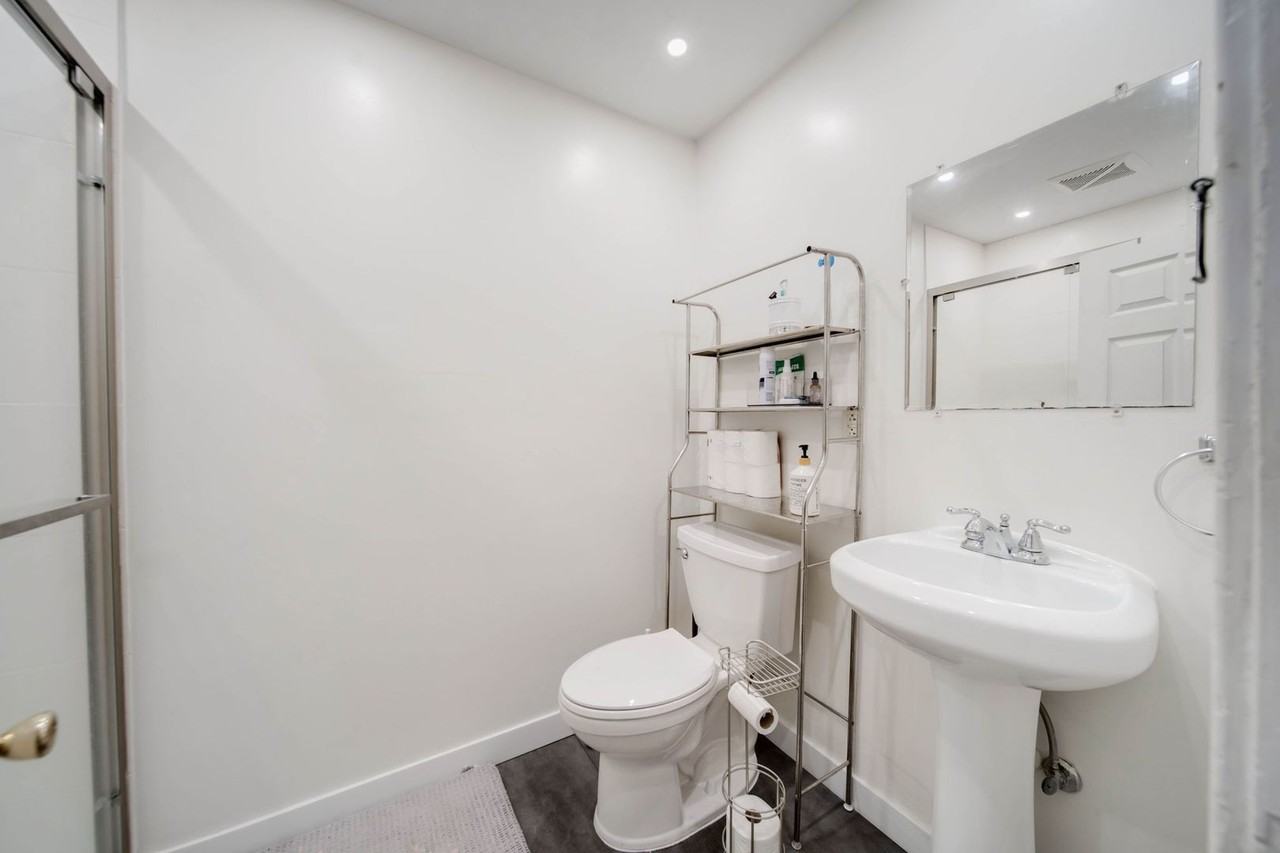 71 E Maynard Ave - Photo 5 of 15