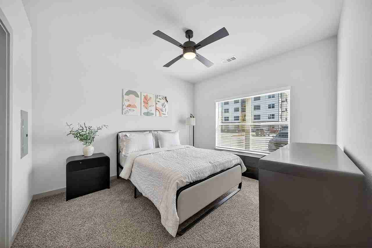 Eckhert Crossing Apartments - Photo 6 of 17