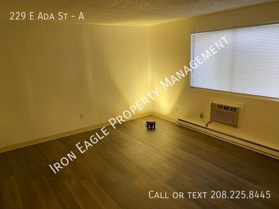 229 East Ada Street #A - Photo 2 of 8