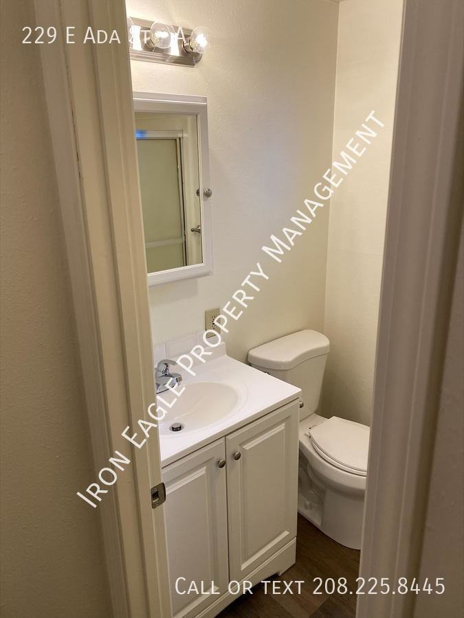 229 East Ada Street #A - Photo 4 of 8