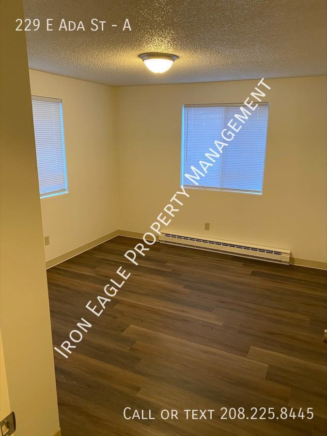 229 East Ada Street #A - Photo 6 of 8