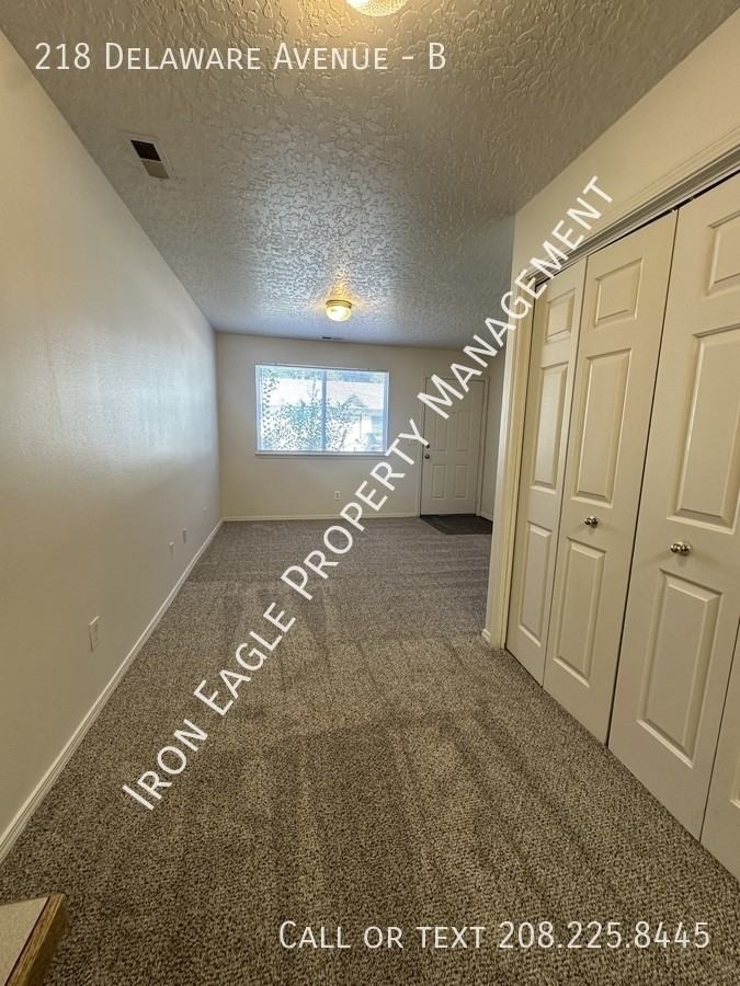 218 Delaware Avenue #B - Photo 4 of 14