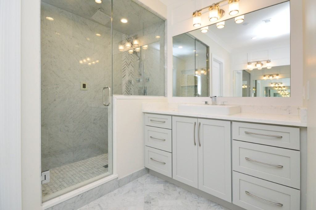 4727 North Winchester Avenue #3N - Photo 7 of 10