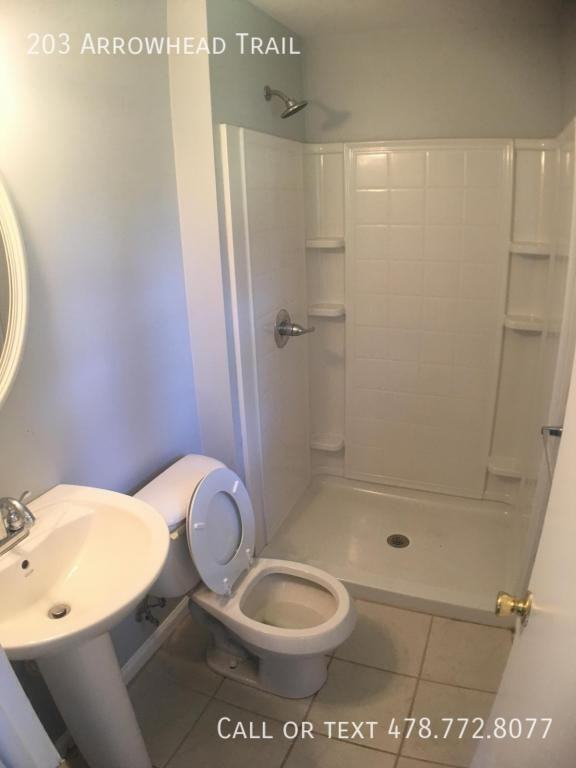 203 Arrowhead Trail - Photo 2 of 25