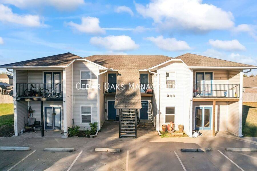 282 Erin Pl #202 - Photo 4 of 17