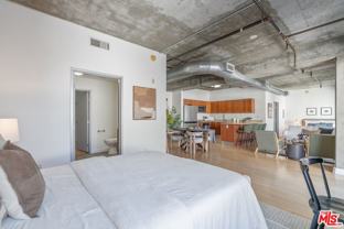 645 W 9th St - Photo 1 of 1