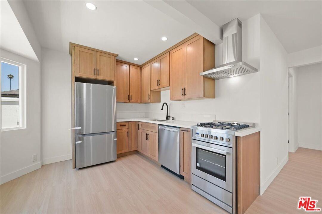 702 Washington Blvd #702 - Photo 7 of 18