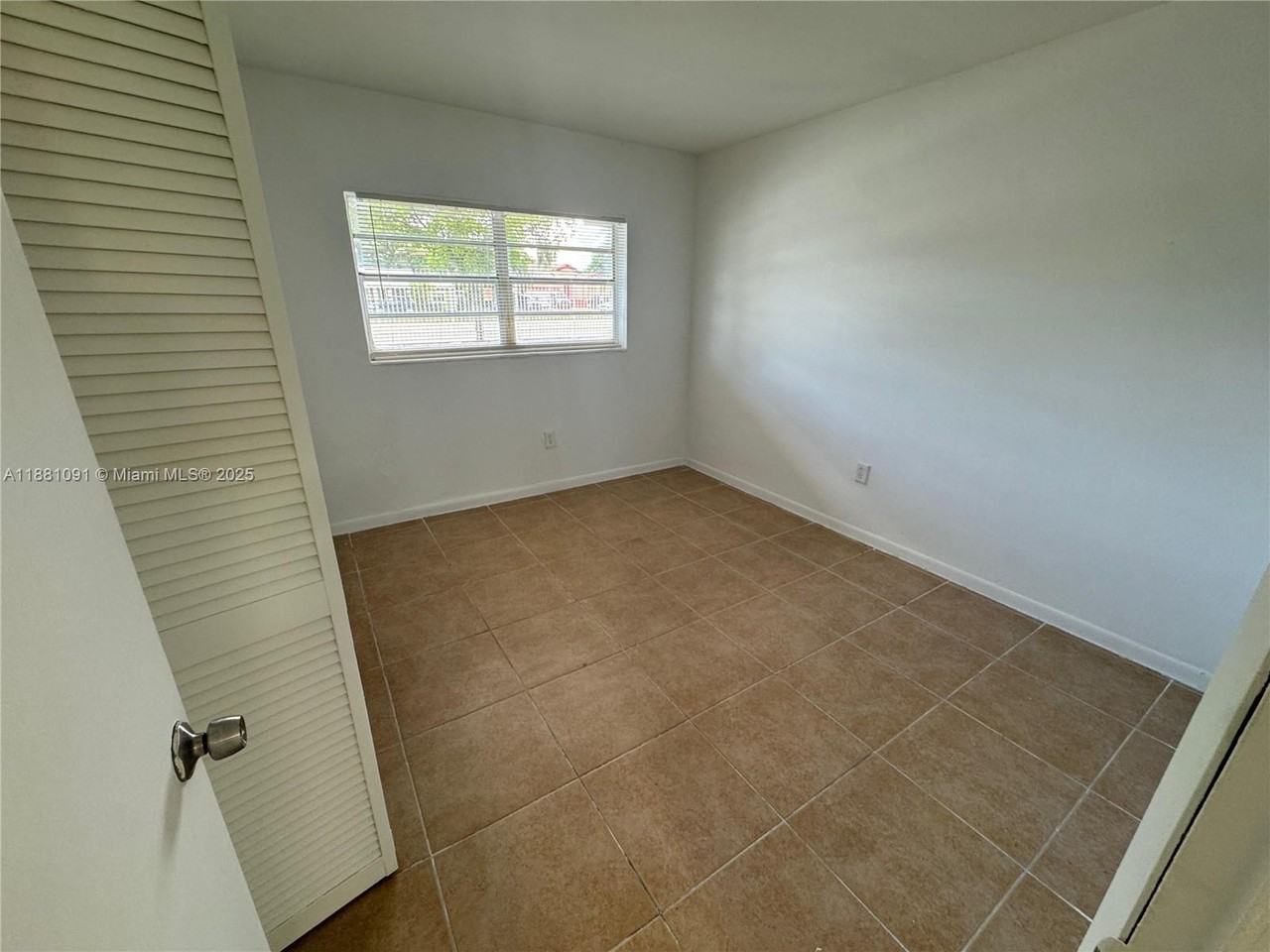 1407 Nw 103rd St #1407-306 - Photo 3 of 15