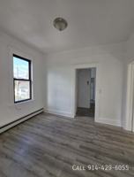 featured image of 33 Tuckahoe Rd