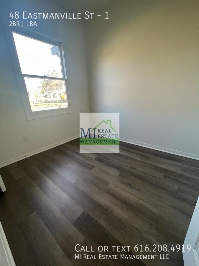 48 Eastmanville St #1 - Photo 6 of 8