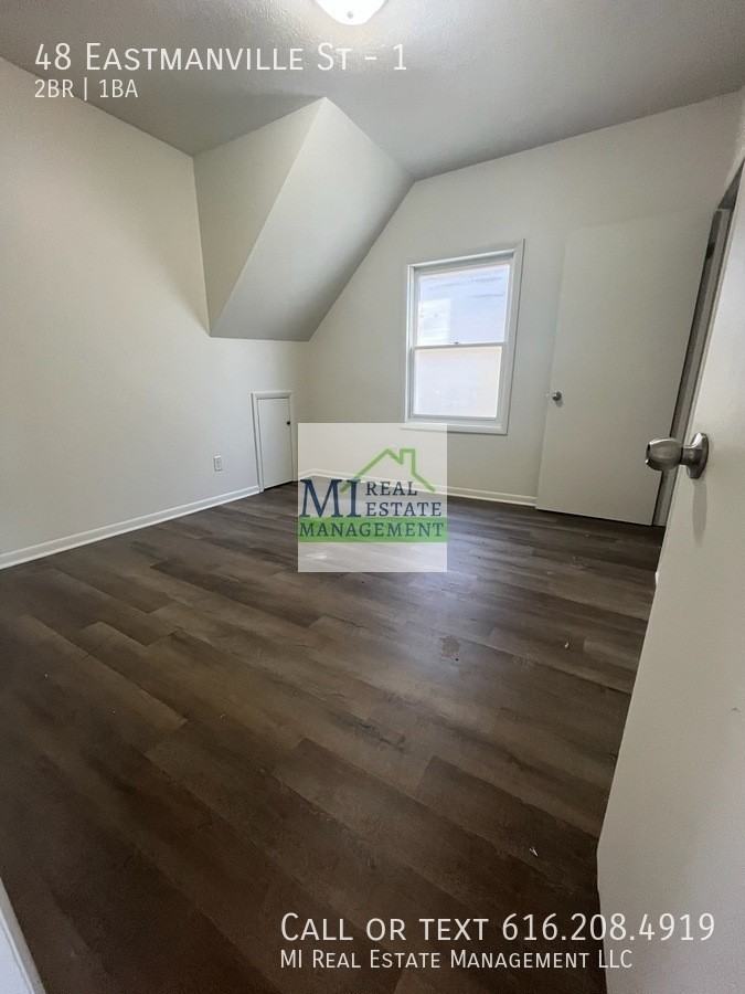 48 Eastmanville St #1 - Photo 7 of 8