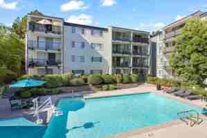 featured image of 1060 Continentals Way