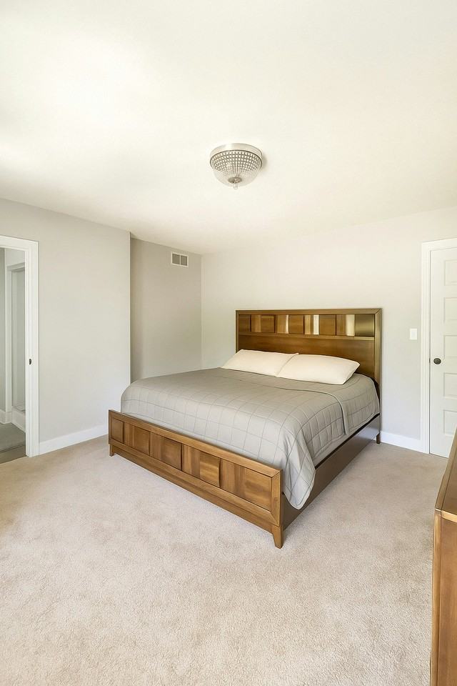 13300 Patchin Drive - Photo 5 of 27