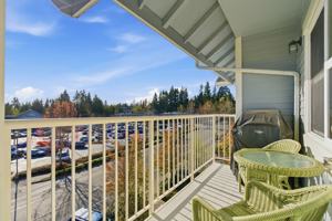 featured image of 300 High School Rd Ne #404