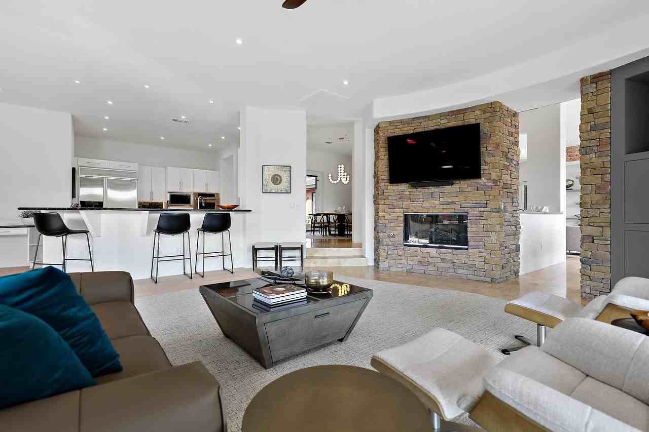 50070 Via De Moda #NA - Photo 3 of 31