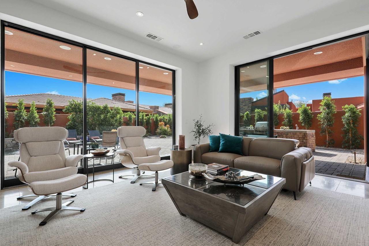 50070 Via De Moda #NA - Photo 4 of 31