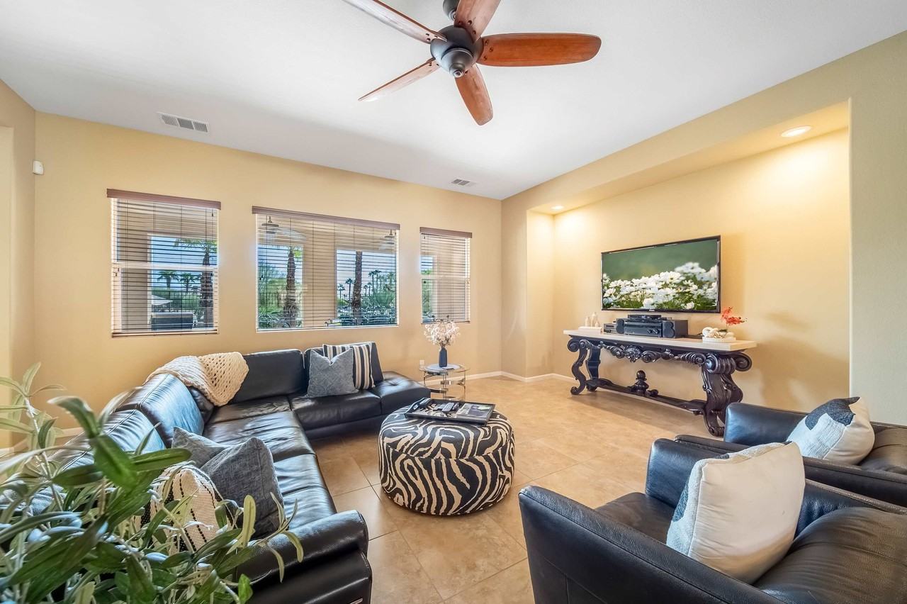 40834 Adriatico Court #NA - Photo 5 of 50