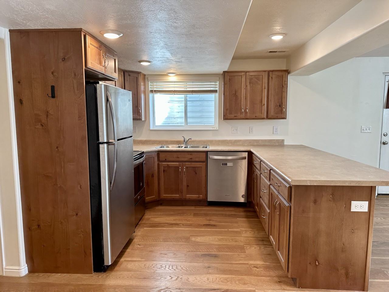 12971 S Green Clover Rd - Photo 3 of 7