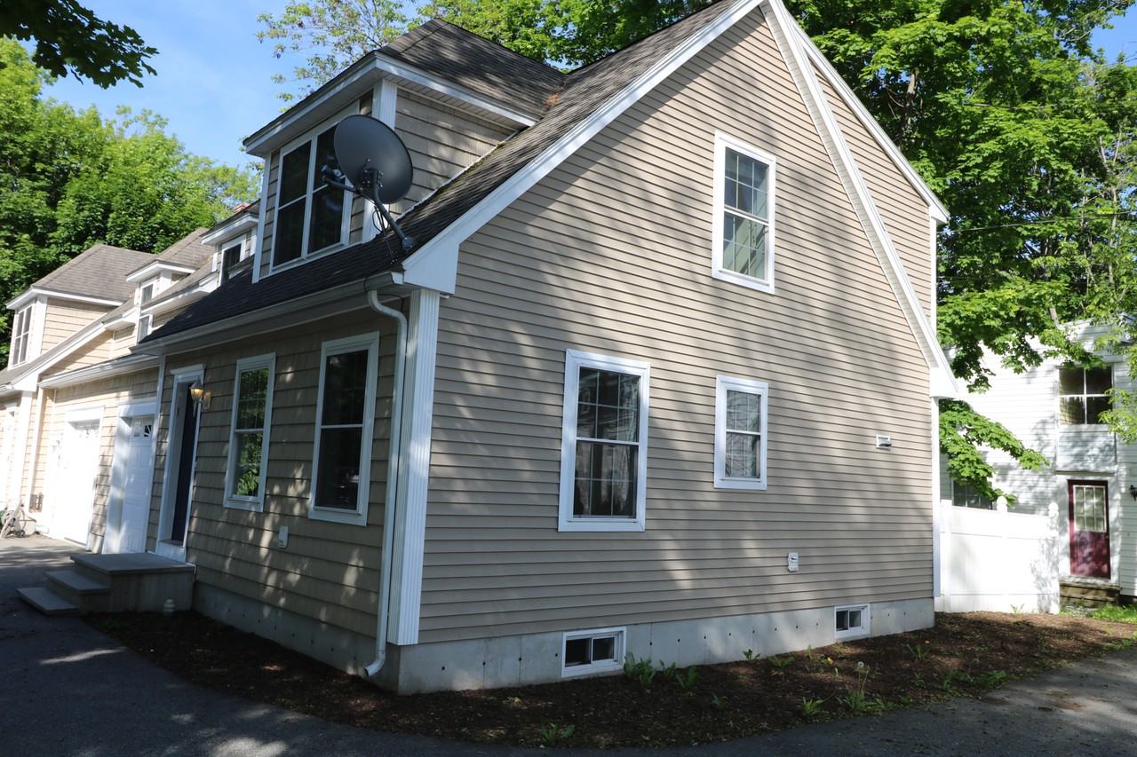 38 Storer St #1 - Photo 2 of 35